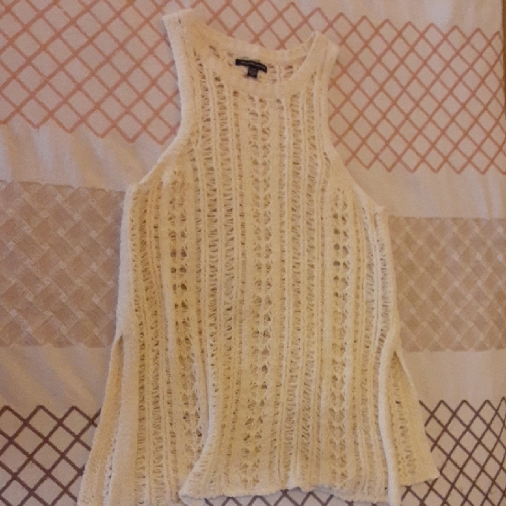 Elegant Cream Sleeveless Knit Top